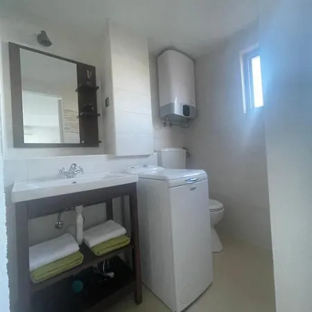 Studio Apartman Lana 3 *