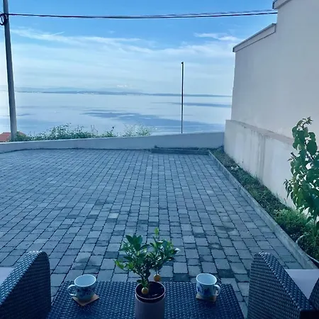 Studio Apartman Lana 3 Apartman *
